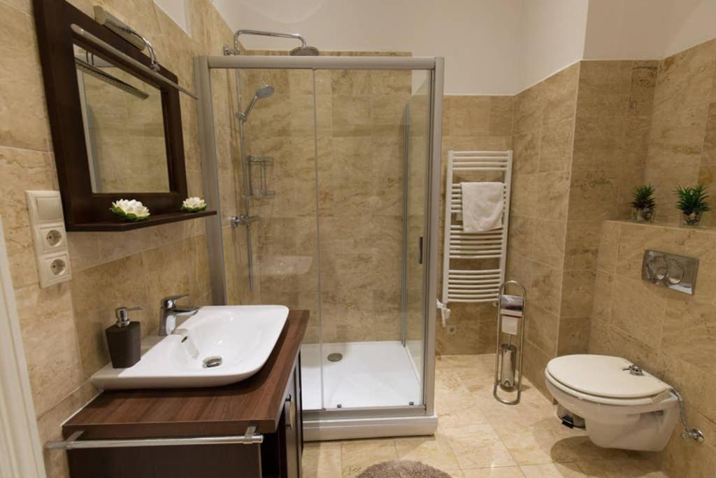 Elegant Apartment With Buda Castle View Βουδαπέστη Εξωτερικό φωτογραφία