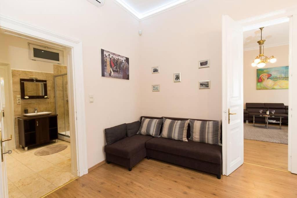 Elegant Apartment With Buda Castle View Βουδαπέστη Εξωτερικό φωτογραφία