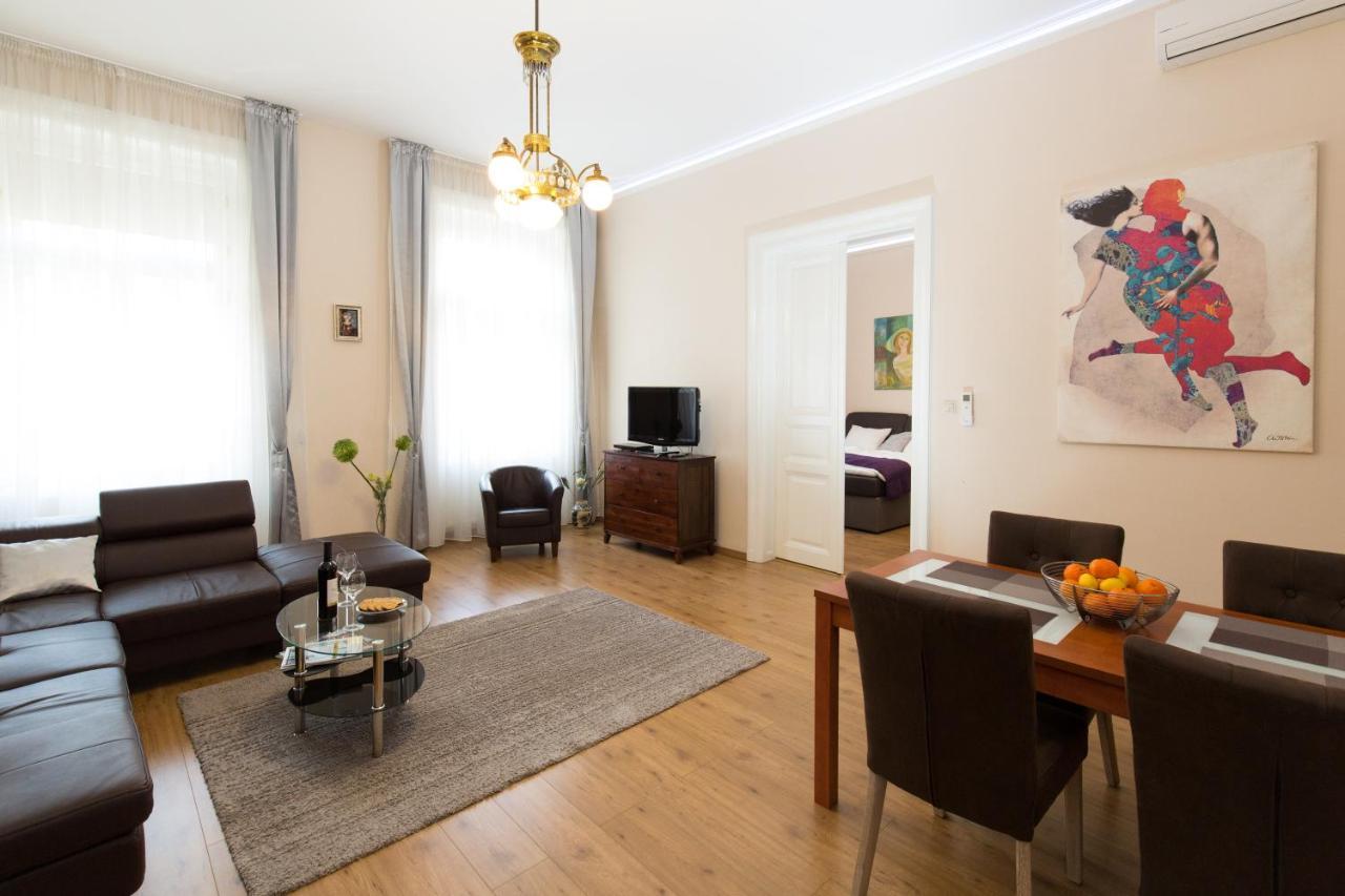 Elegant Apartment With Buda Castle View Βουδαπέστη Εξωτερικό φωτογραφία