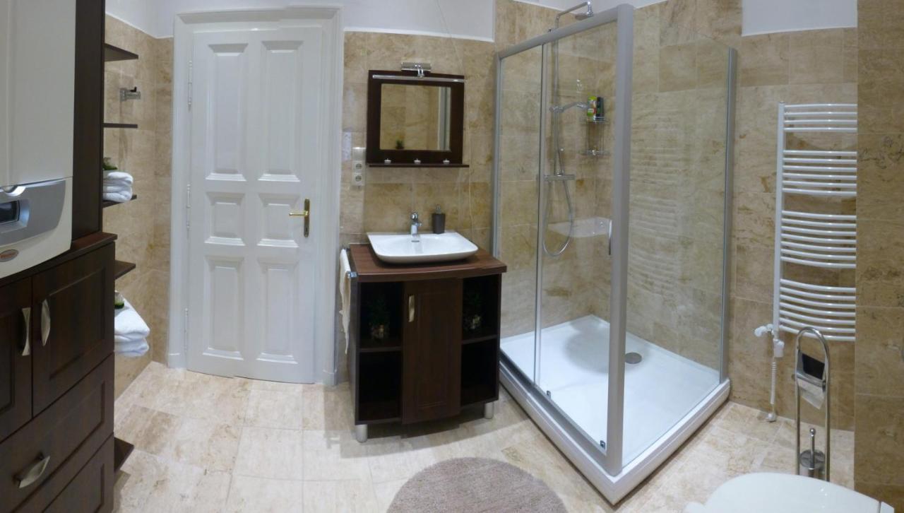 Elegant Apartment With Buda Castle View Βουδαπέστη Εξωτερικό φωτογραφία
